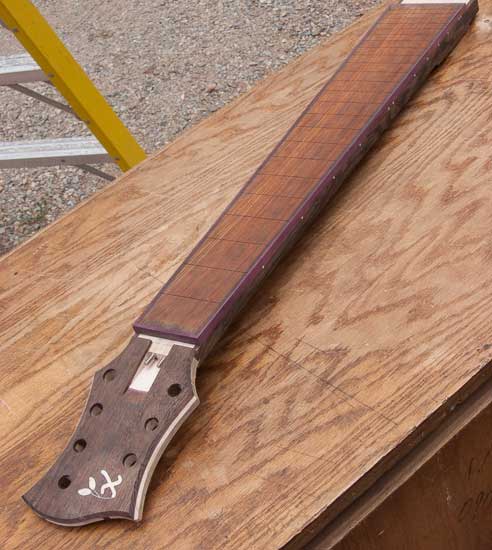 7-string bass neck made of wenge, maple, cocobolo and purpleheart