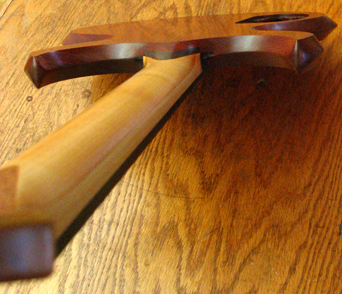 Custom guitar's neck, neck joint, binding and maple stringers